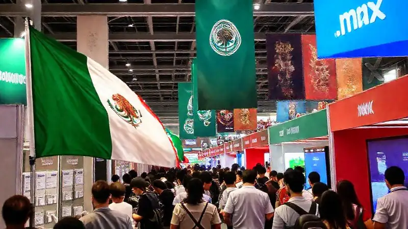 México exhibe su identidad en feria